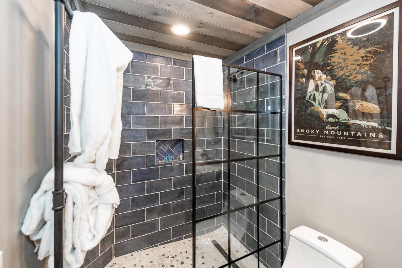 Waterfall Cabin McCookville エクステリア 写真