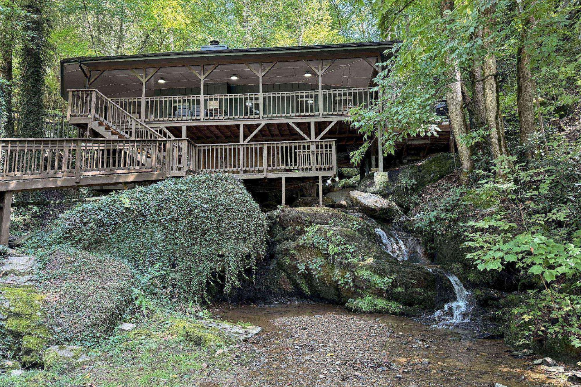 Waterfall Cabin McCookville エクステリア 写真