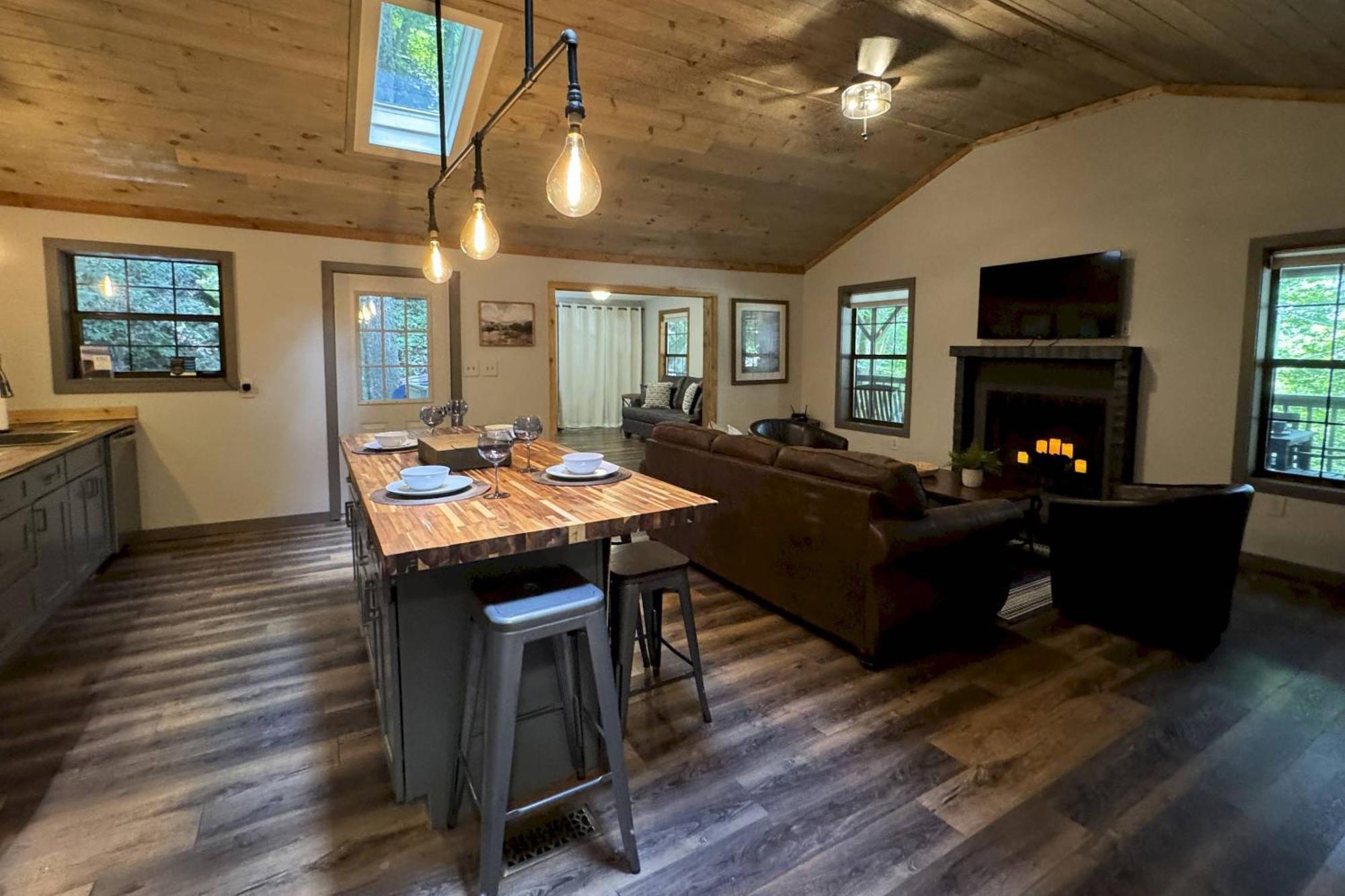 Waterfall Cabin McCookville エクステリア 写真